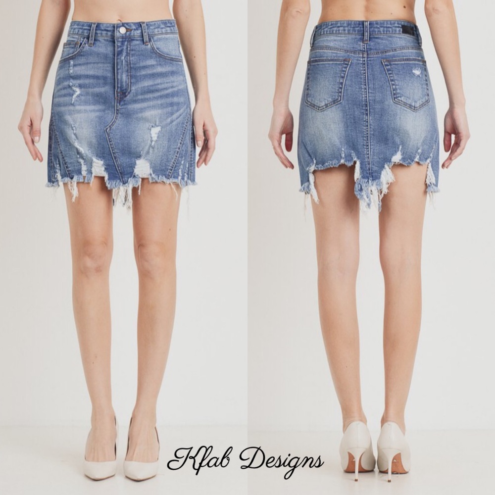 ❤️LAST CHANCE! Destructed Mid Waist Denim Skirt! - Picture 2 of 4
